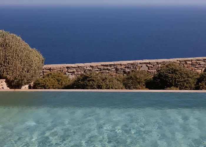 Astarte Luxury Apartment Artemonas