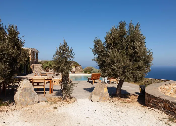 Astarte Luxury * Artemonas