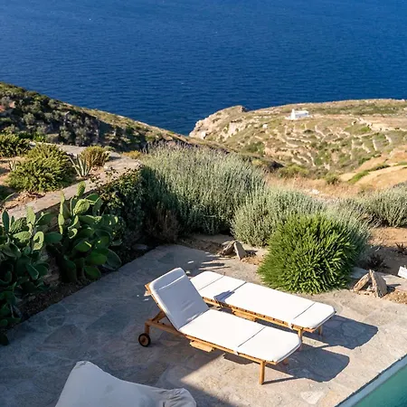 Astarte Sifnos * Artemonas